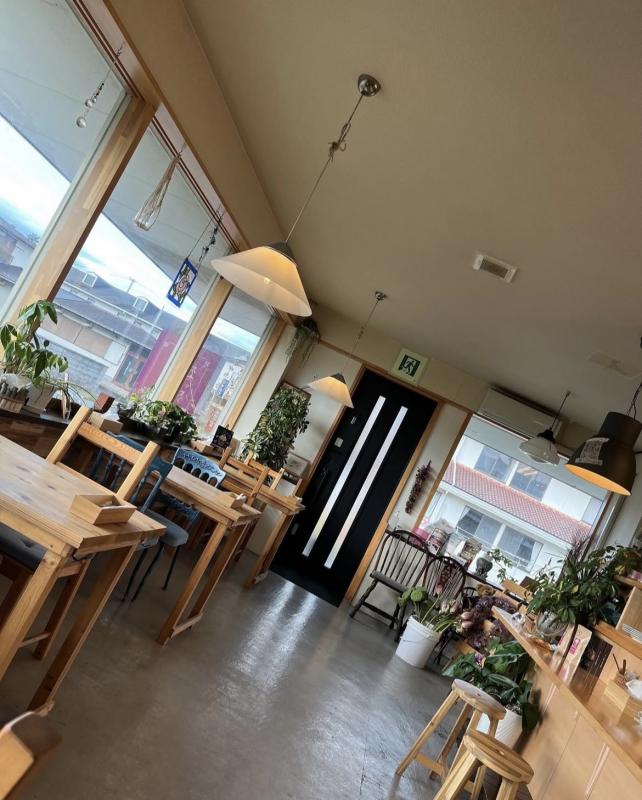 ミアン店内