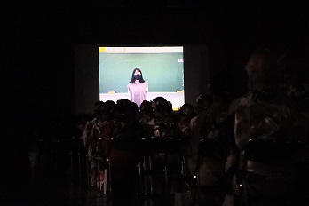メッセージ動画